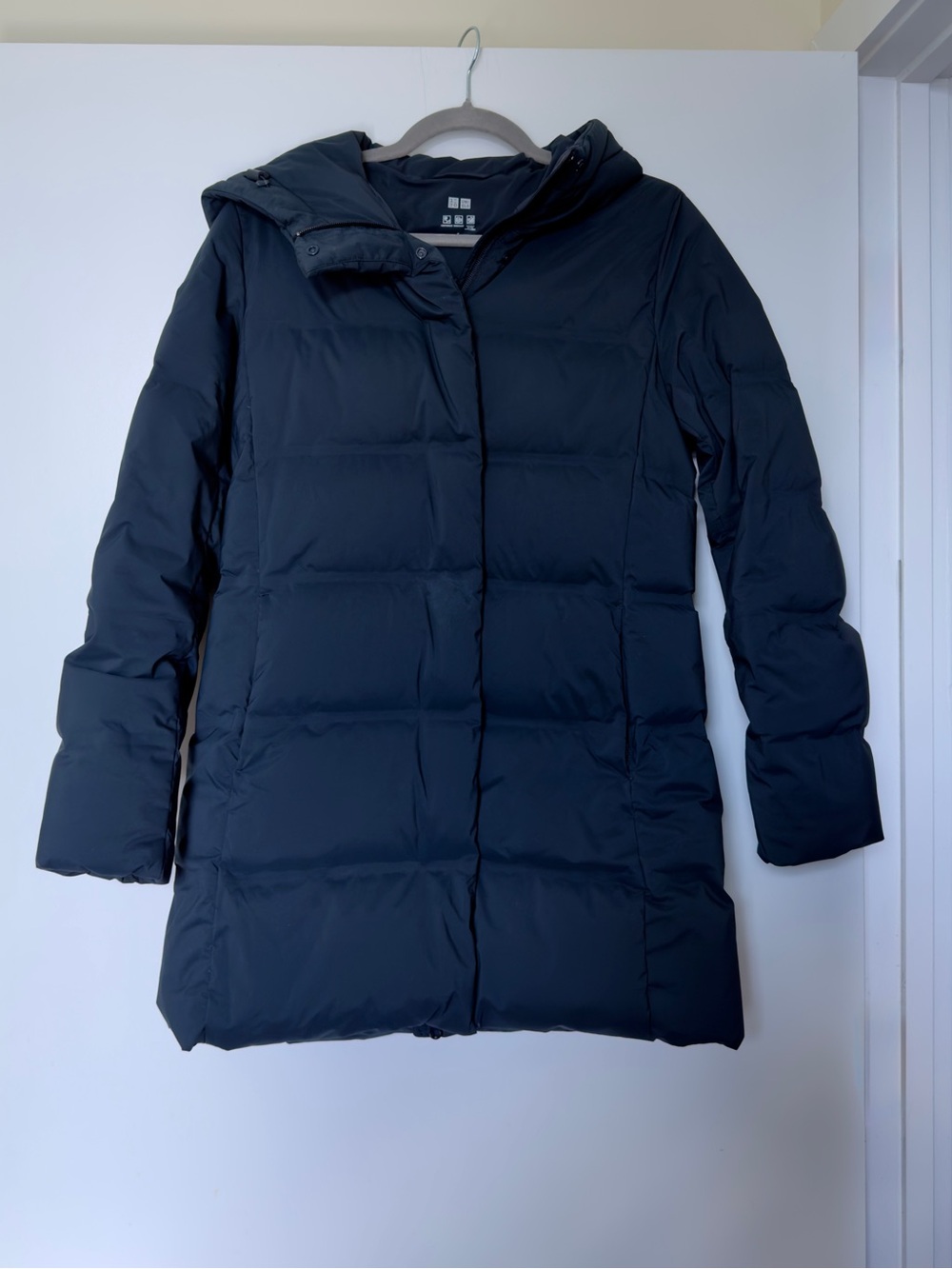 Uniqlo Women’s Seamless Down Short Coat